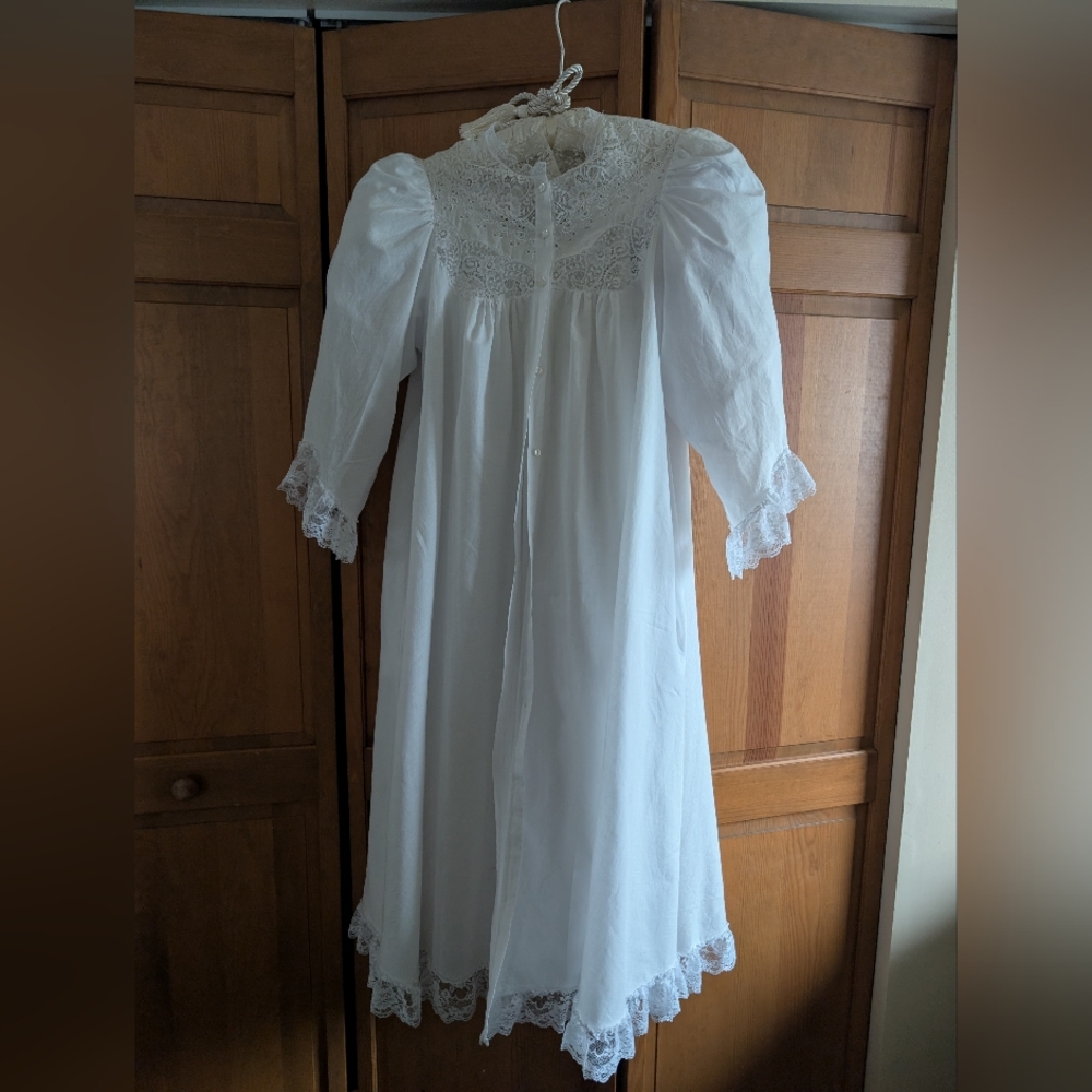 Dior White Cotton &Lace Pengnoir
